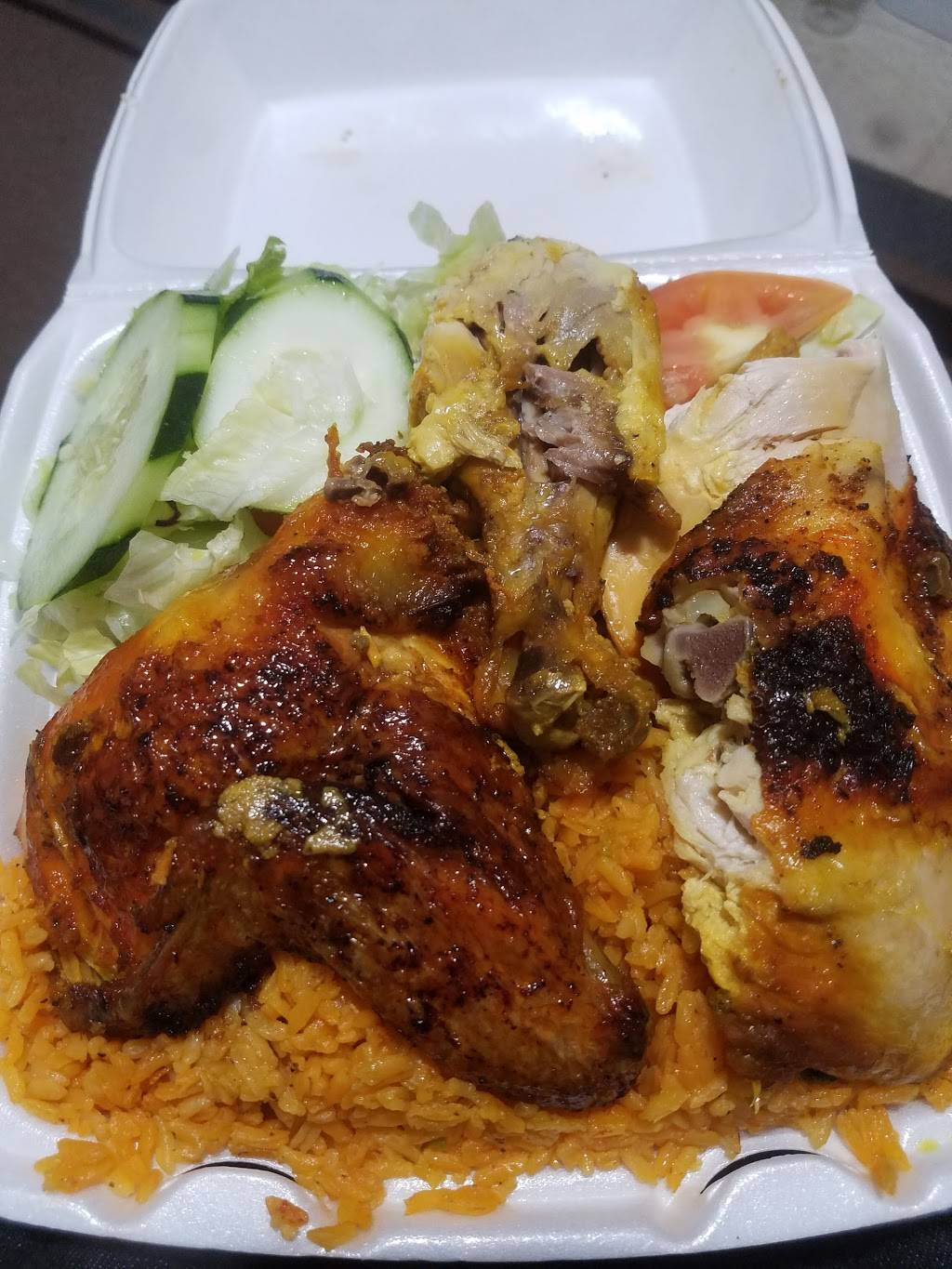 Dominican Restaurant | restaurant | 1637, 1019 Front St, Uniondale, NY 11553, USA | 5162925700 OR +1 516-292-5700