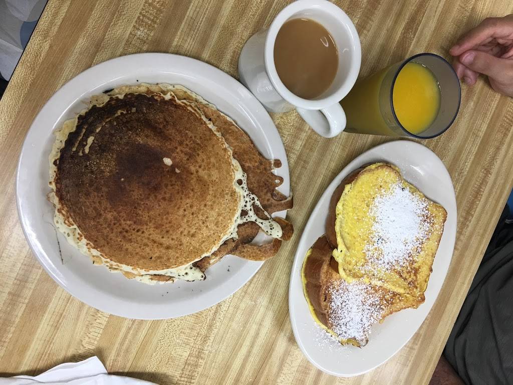 Penguin Cafe | cafe | 981 S Coast Hwy, Laguna Beach, CA 92651, USA | 9494941353 OR +1 949-494-1353