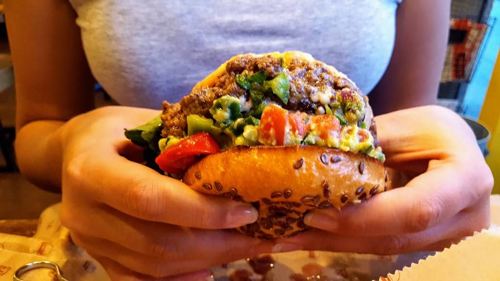 Bareburger | restaurant | 42-38 Bell Blvd, Bayside, NY 11361, USA | 7182792273 OR +1 718-279-2273