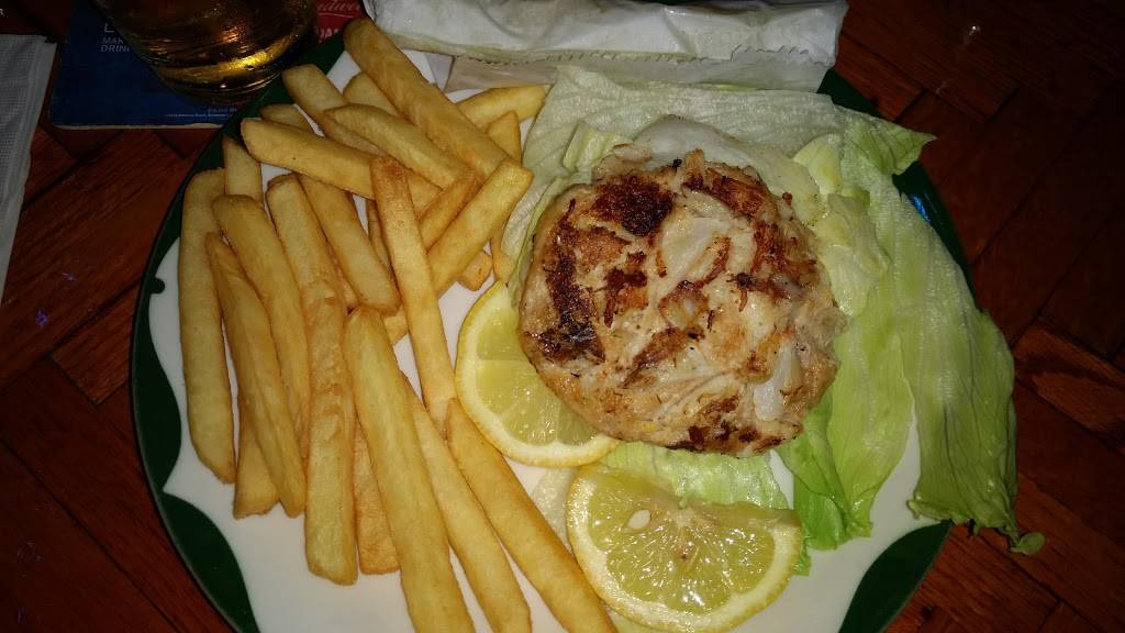 Mickey Gannons | restaurant | 1925 Sanderson Ave, Scranton, PA 18509, USA | 5703436234 OR +1 570-343-6234