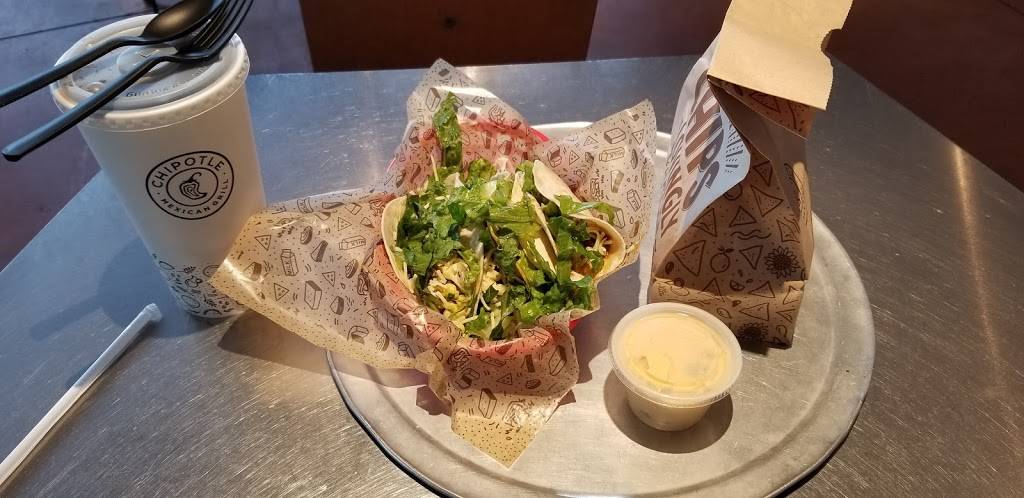 Chipotle Mexican Grill | restaurant | 1708 Main St, Longmont, CO 80501, USA | 3034856369 OR +1 303-485-6369
