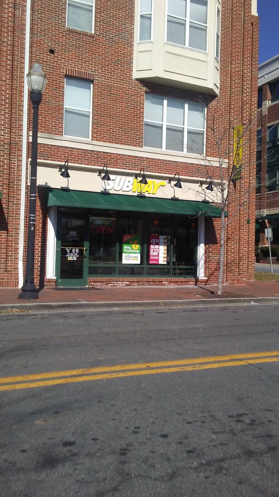 Subway | restaurant | 108 Olde Towne Ave #5, Gaithersburg, MD 20877, USA | 3019877885 OR +1 301-987-7885
