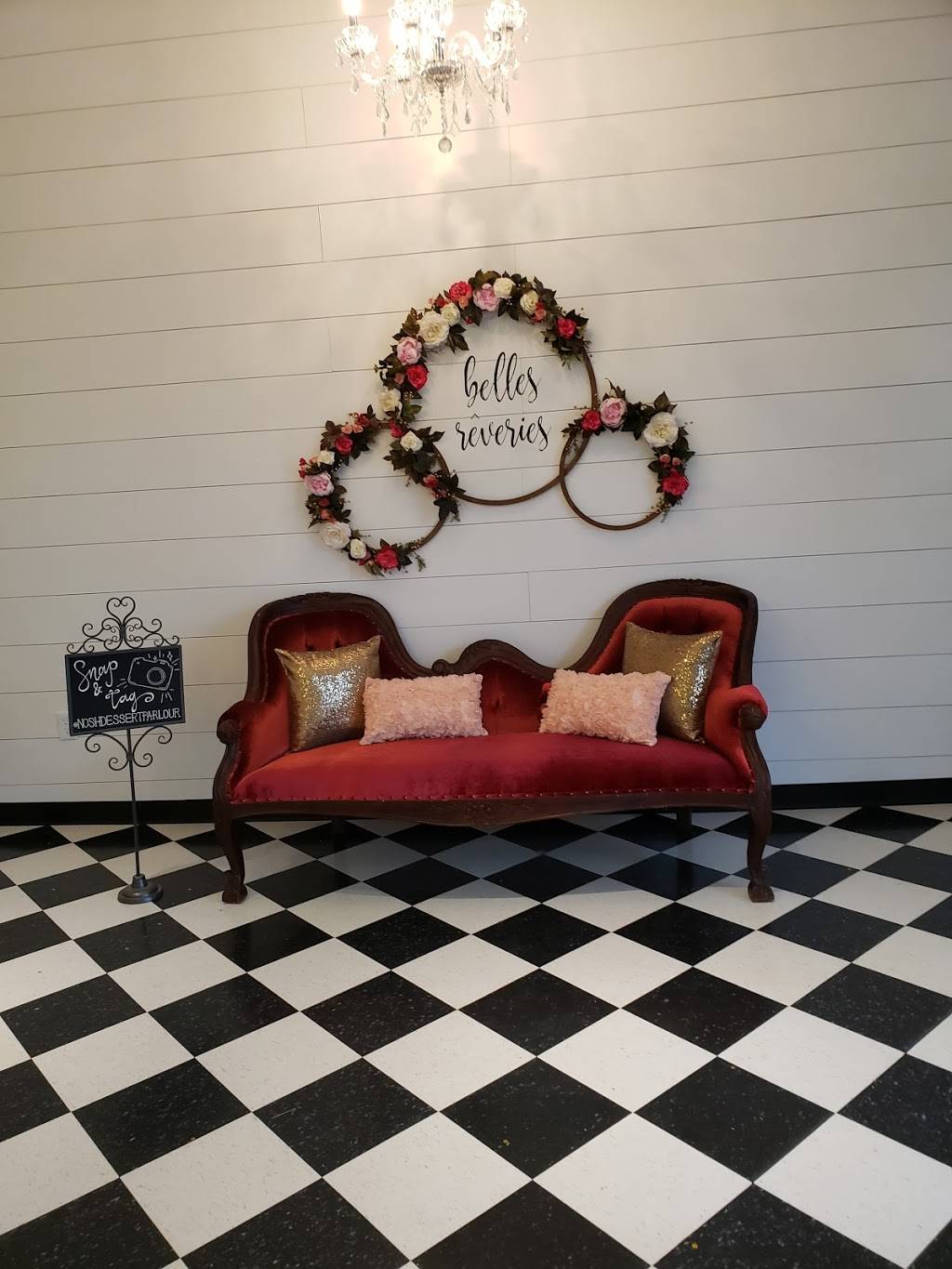 Nosh Dessert Parlour | restaurant | 20 S Indiana St, Mooresville, IN 46158, USA | 3174833166 OR +1 317-483-3166