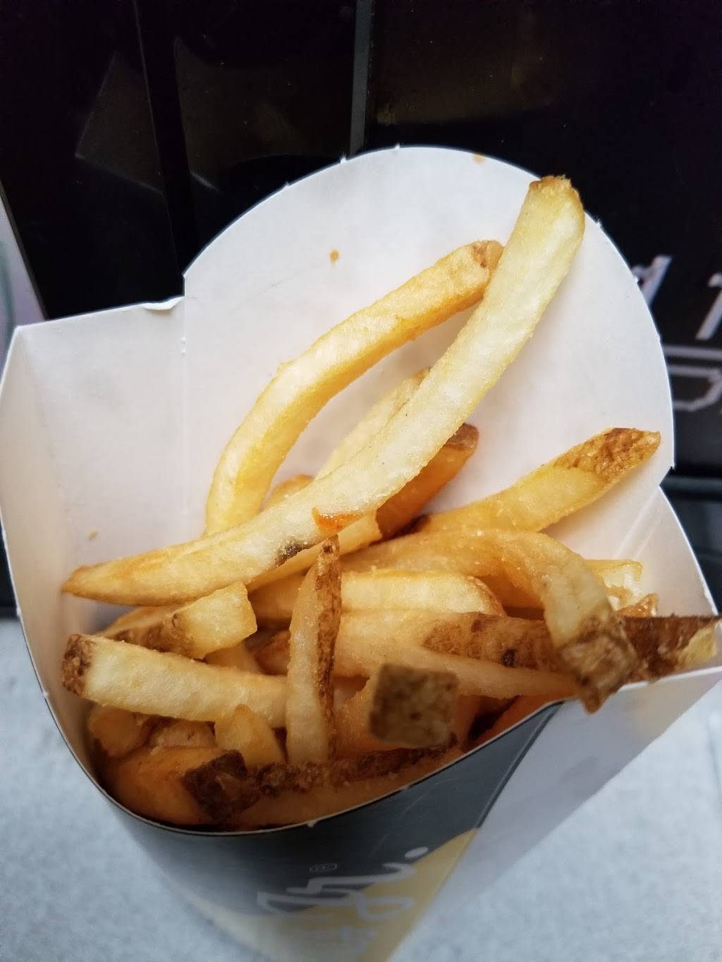 Carls Jr. / Green Burrito | restaurant | 4010 N Harbor Blvd, Fullerton, CA 92835, USA | 7144410701 OR +1 714-441-0701