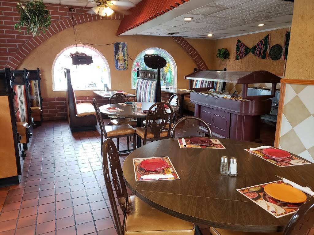 Pepes Mexican Restaurant | restaurant | 749 N Lake St, Aurora, IL 60506, USA | 6308442000 OR +1 630-844-2000