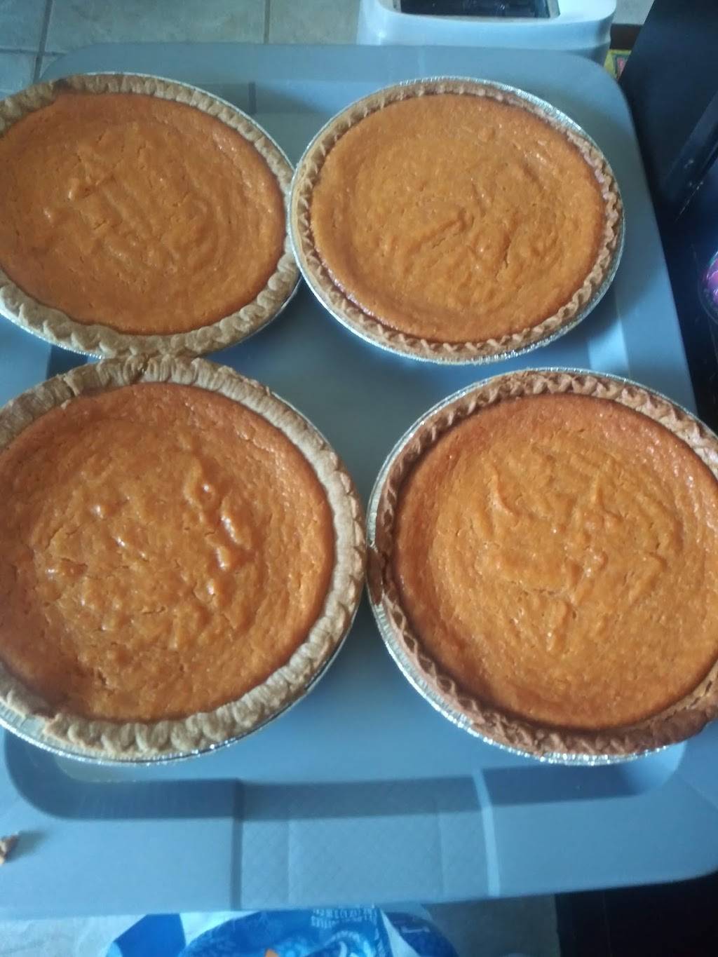 In The Hands Soul Food | restaurant | 1408 Berry St, Old Hickory, TN 37138, USA | 9048019436 OR +1 904-801-9436