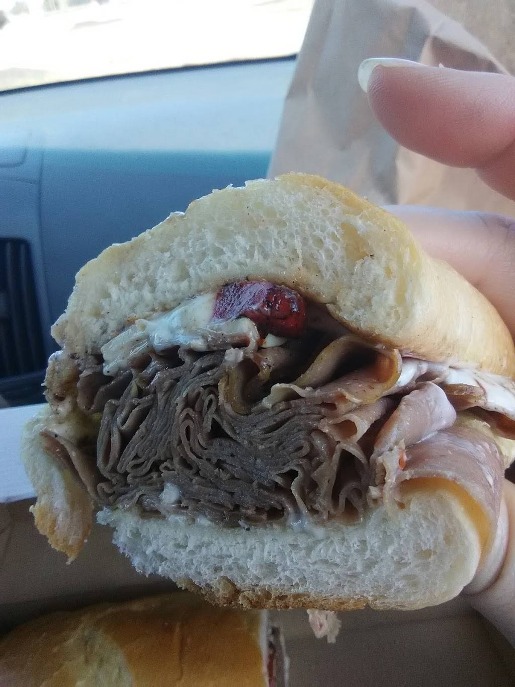 Arbys | meal takeaway | 1423 E 11th Street, Hutchinson, KS 67501, USA | 6206645294 OR +1 620-664-5294