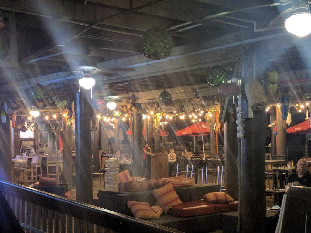 Bills Bar & Burger | restaurant | 7 Boardwalk, Kemah, TX 77565, USA | 2813341099 OR +1 281-334-1099