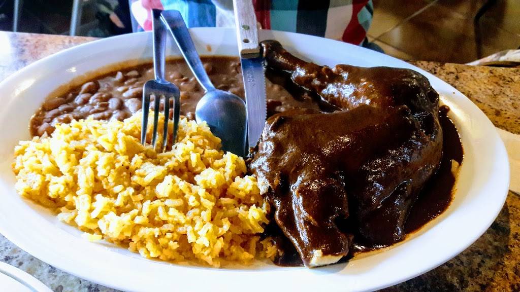 Restaurante y cenaduria O | restaurant | José López Portillo Oriente 1460 Interior 18, Tecnológico, Cd Industrial, 22454 Tijuana, B.C., Mexico | 016643810033 OR +52 664 381 0033