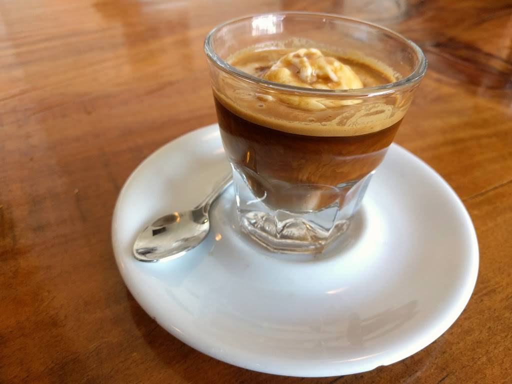 Menottis Coffee Stop | cafe | 56 Windward Ave, Venice, CA 90291, USA | 4242057014 OR +1 424-205-7014