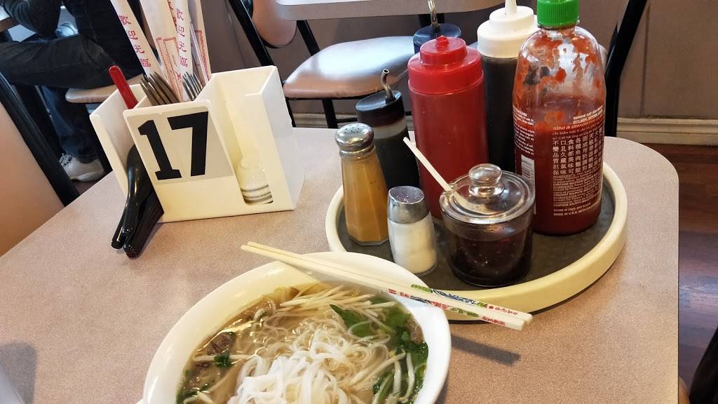 Pho Hai Yen | restaurant | 810 Rainier Ave S, Seattle, WA 98144, USA | 2063235570 OR +1 206-323-5570