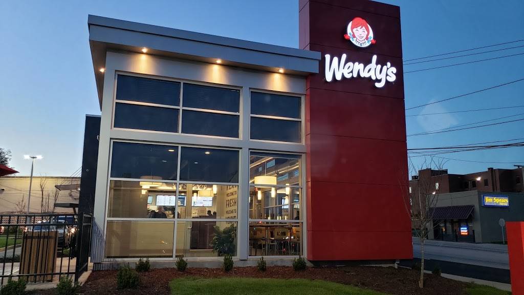 Wendys | restaurant | 150 S Pine St, Spartanburg, SC 29302, USA | 8643278596 OR +1 864-327-8596