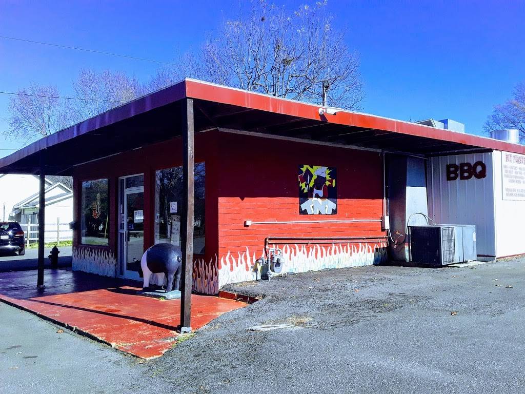 TNT BBQ | restaurant | 436 Elm St, McKenzie, TN 38201, USA | 7313930299 OR +1 731-393-0299