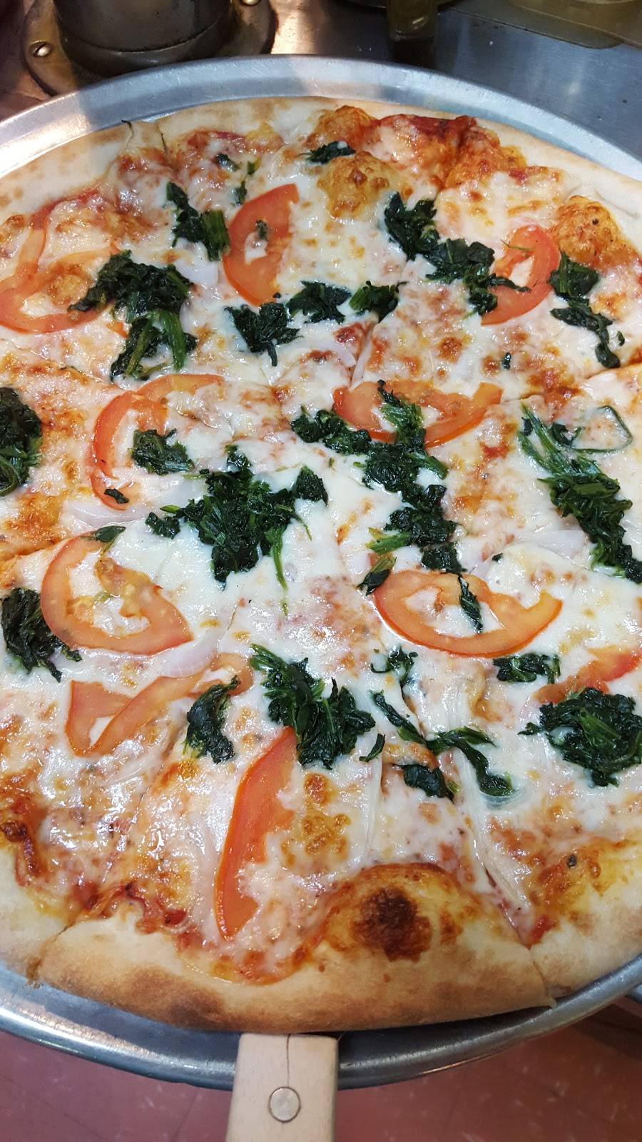 Dough Boys NY Style Pizzeria | restaurant | 2696 Beaver Run Blvd # E, Myrtle Beach, SC 29575, USA | 8436509949 OR +1 843-650-9949