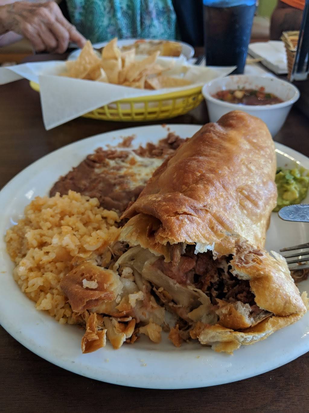 Taqueria Yvette | restaurant | 947 E Yosemite Ave, Manteca, CA 95336, USA | 2098235564 OR +1 209-823-5564