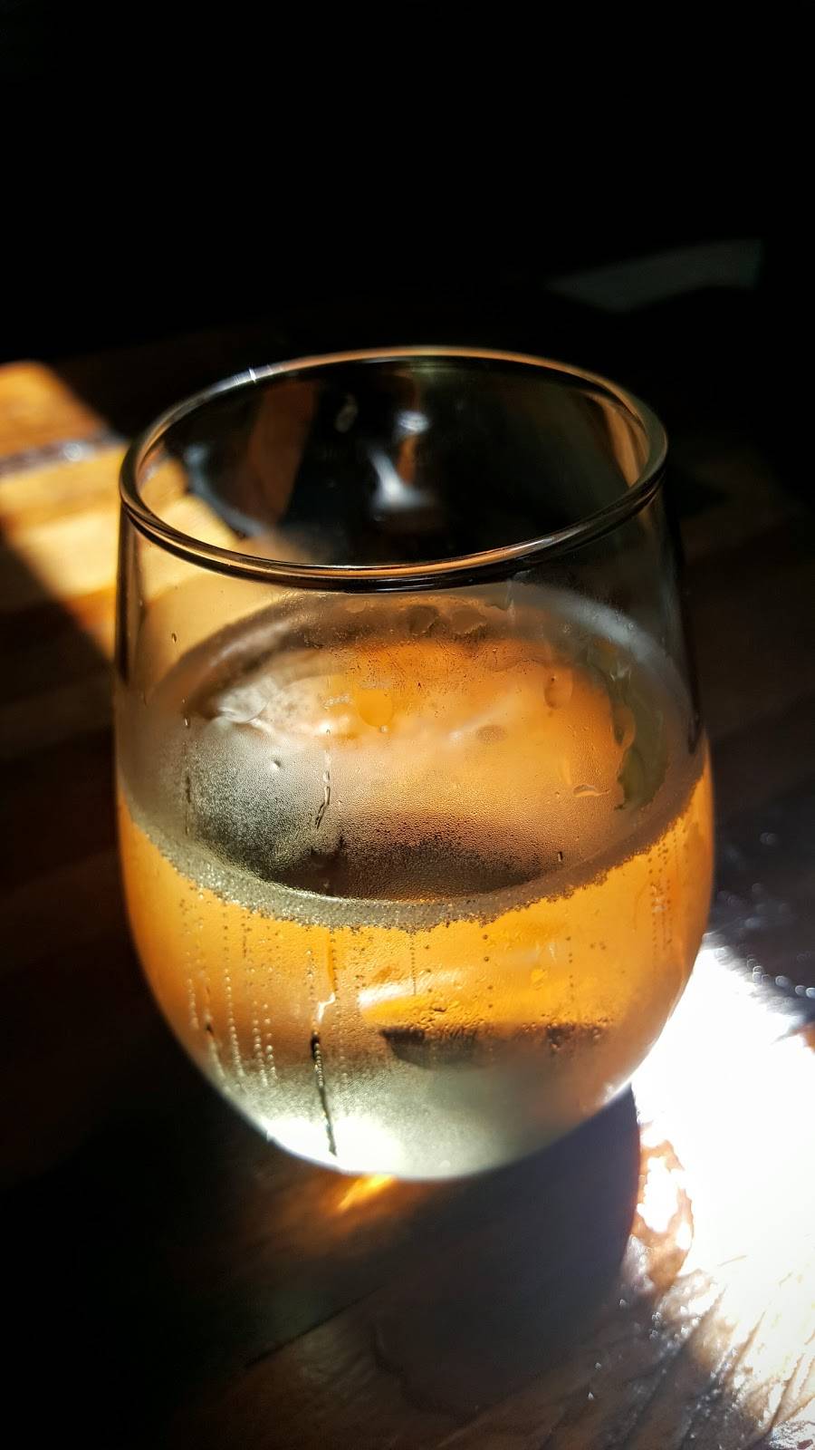 District San Francisco | night club | 216 Townsend St, San Francisco, CA 94107, USA | 4158962120 OR +1 415-896-2120