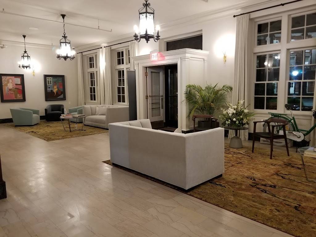 Hotel Weyanoke | cafe | 202 High St, Farmville, VA 23901, USA | 4346587500 OR +1 434-658-7500