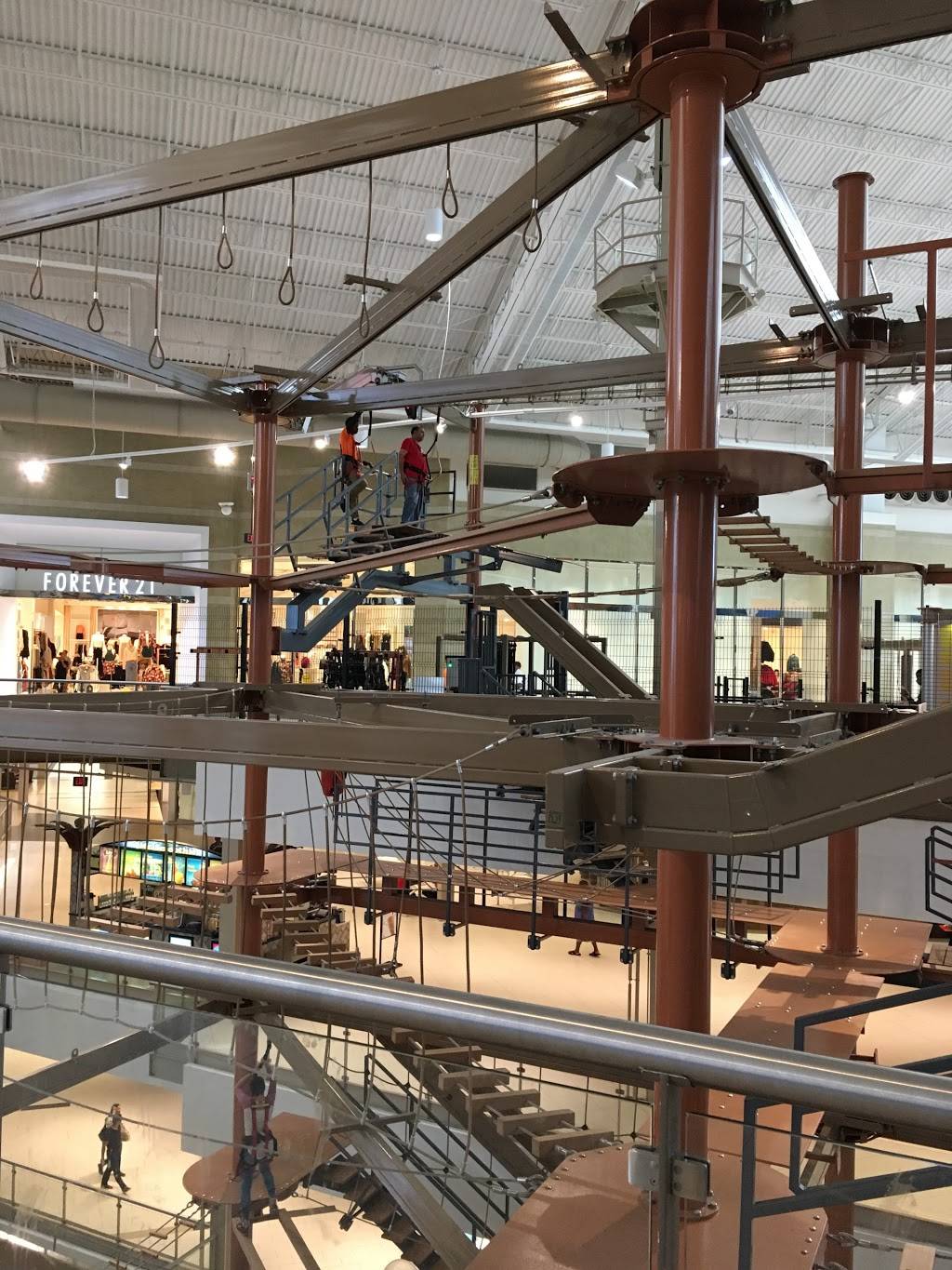 Buffalo Wild Wings | restaurant | 4640 Palisades Center Dr W, West Nyack, NY 10994, USA | 8454807344 OR +1 845-480-7344