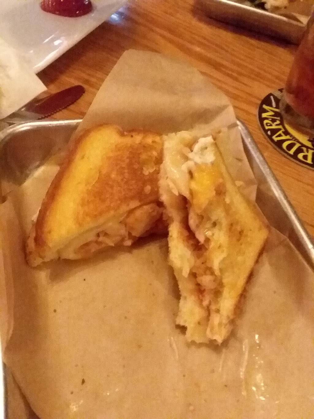 Joeys Yardarm | restaurant | 920 Erie St, Racine, WI 53403, USA | 2626338270 OR +1 262-633-8270