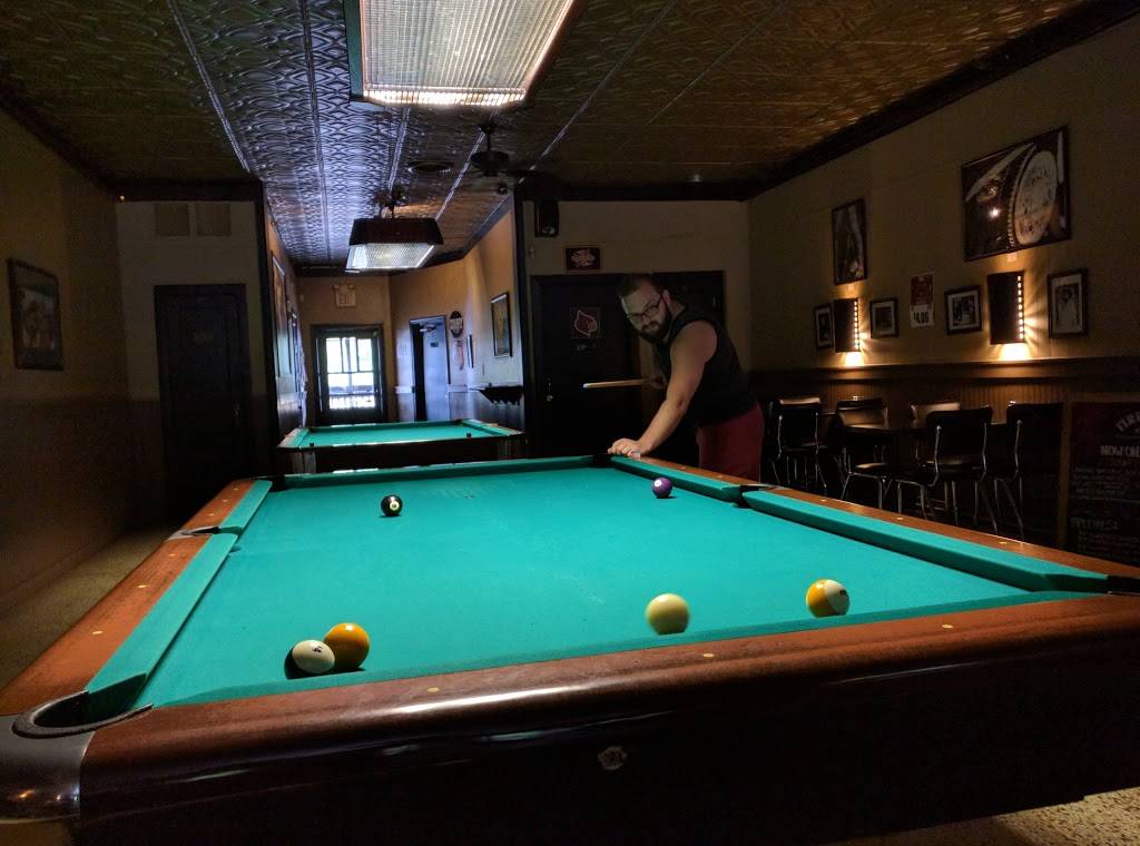 Barret Bar & Grill | restaurant | 1012 Barret Ave, Louisville, KY 40204, USA | 5024589640 OR +1 502-458-9640
