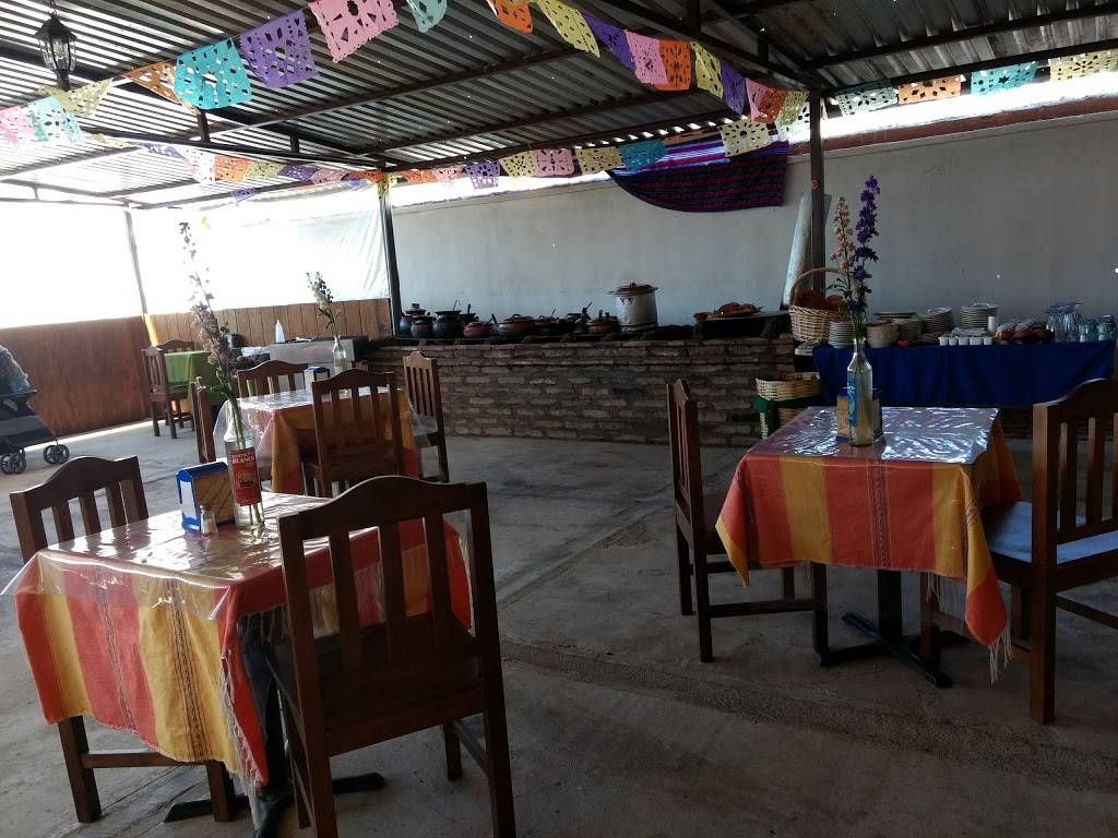 La Guelaguetza en Rosarito | restaurant | Manuel Ávila Camacho 126, Machado Sur, 22710 Rosarito, B.C., Mexico | 016611200708 OR +52 661 120 0708