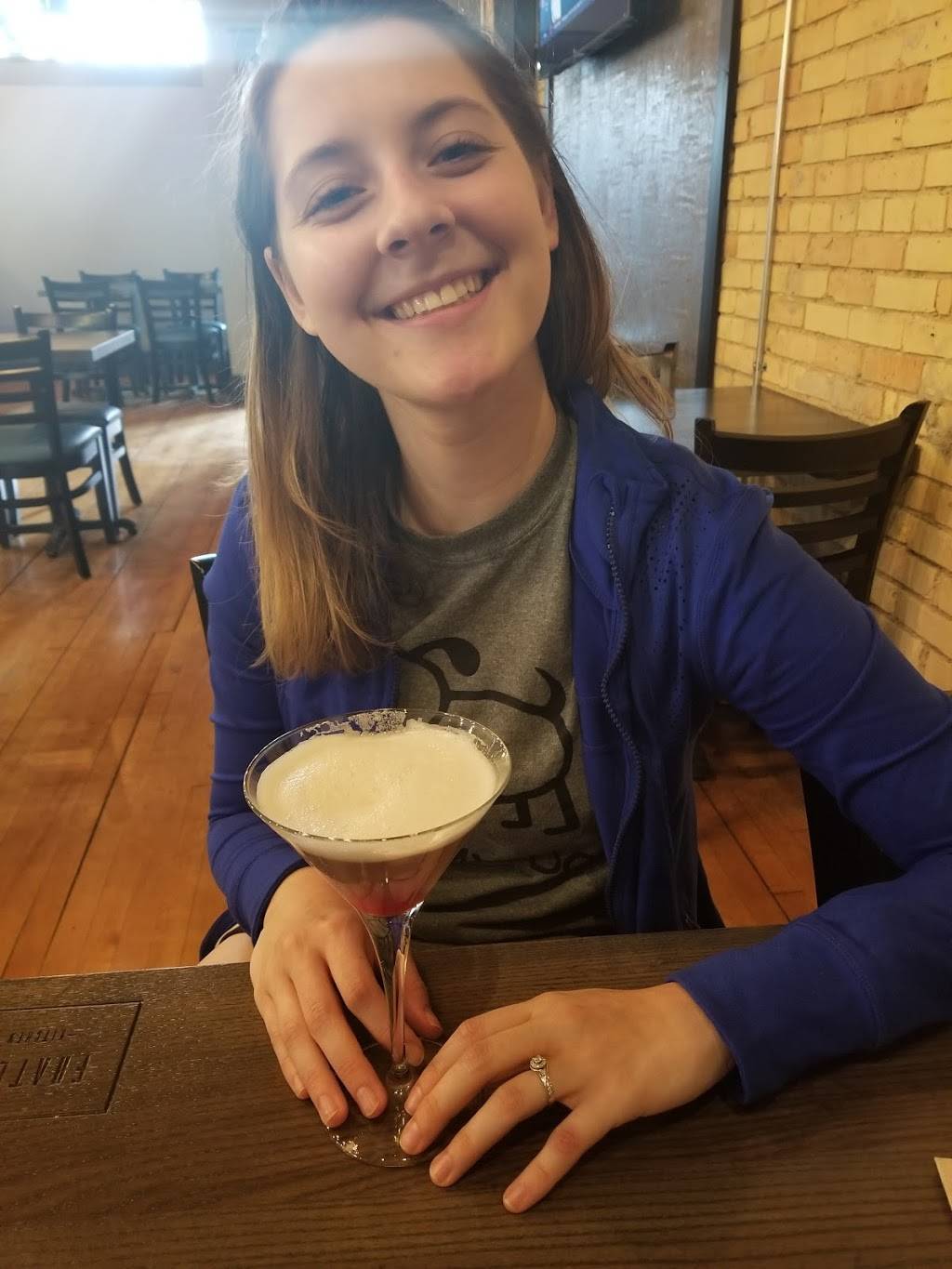 Fratelli’s Kitchen & Bar | restaurant | 443 Bridge St NW Suite 2, Grand Rapids, MI 49504, USA | 6165511332 OR +1 616-551-1332