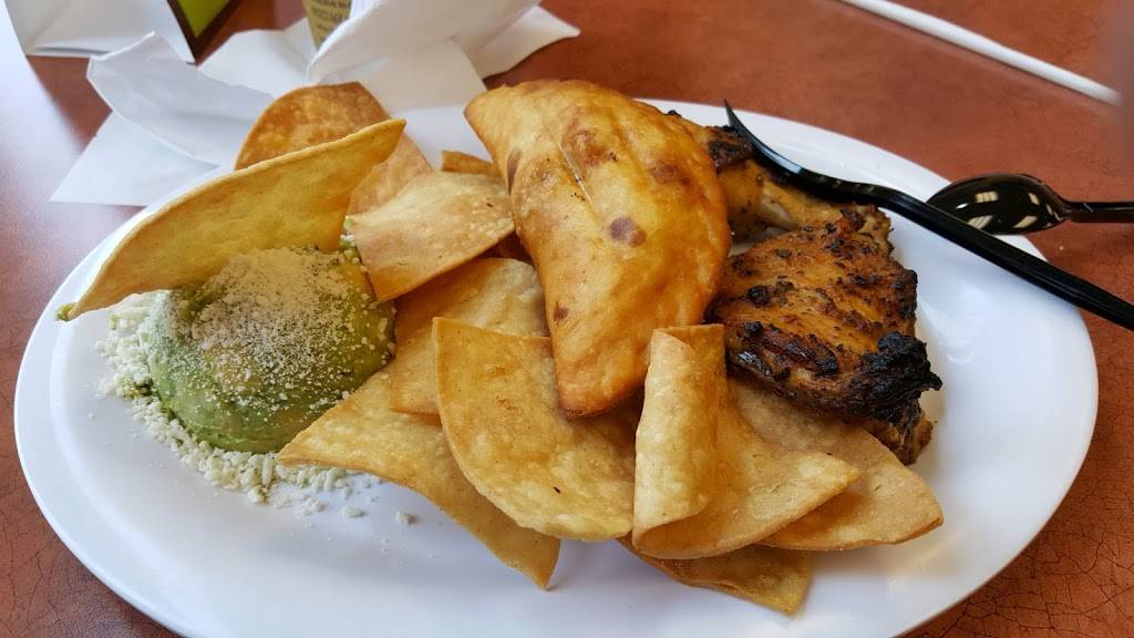 Pollo Campero | meal takeaway | 25 S Broad St, Elizabeth, NJ 07202, USA | 9083551383 OR +1 908-355-1383