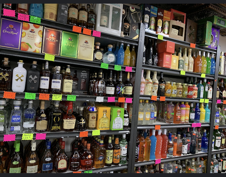 Sportsmans Super Stop | restaurant | 420 N Chestnut St, Tallulah, LA 71282, USA | 3185744730 OR +1 318-574-4730