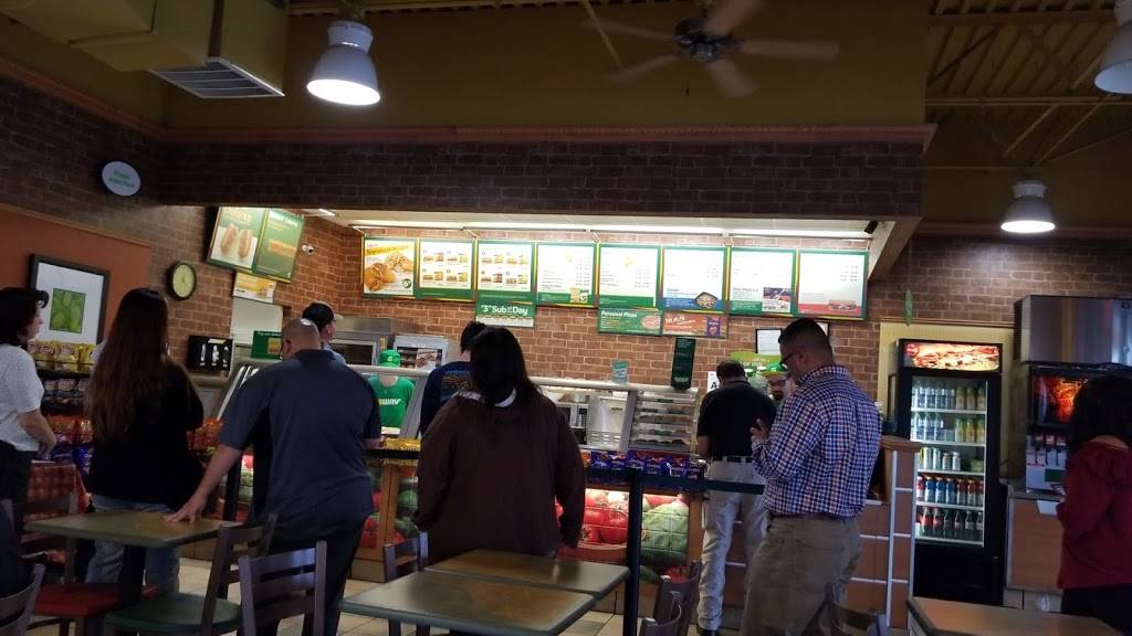 Subway Restaurants | restaurant | Starcrest Center, 12066 Starcrest Dr Suite 600, San Antonio, TX 78247, USA | 2104994280 OR +1 210-499-4280