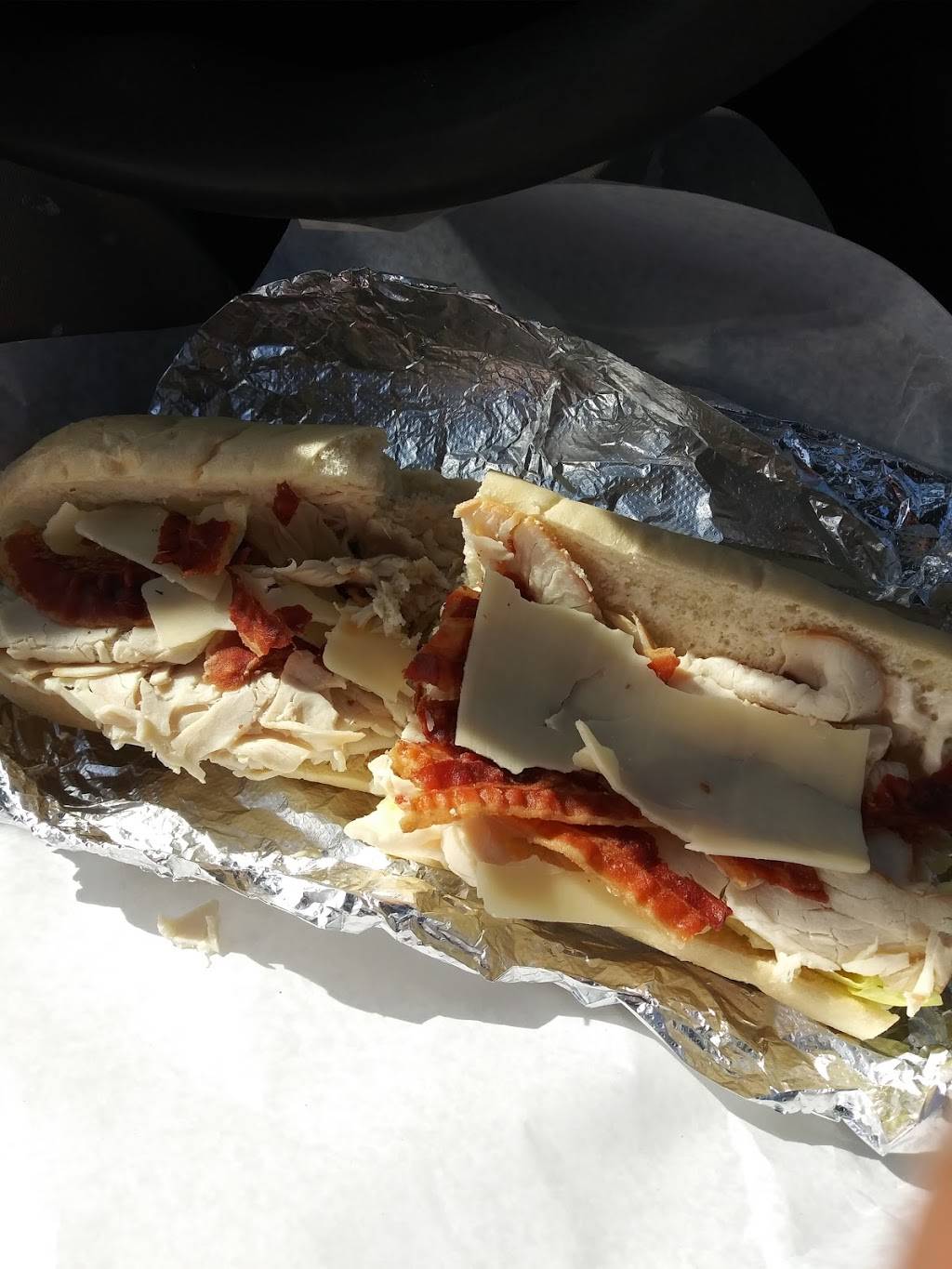 Duxbury Deli | restaurant | 12 Bay Rd, Duxbury, MA 02332, USA | 7819342875 OR +1 781-934-2875