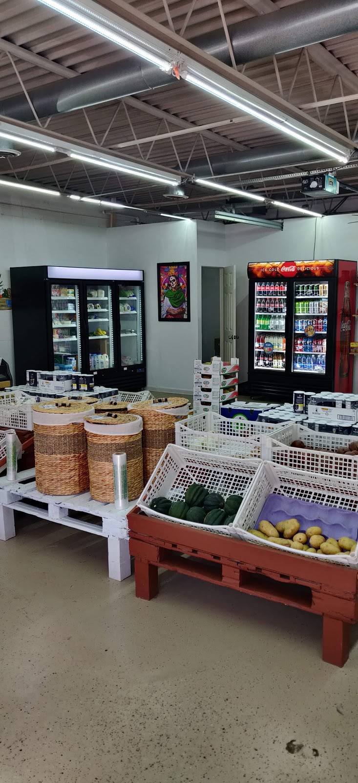 Isaros Farmers Market | restaurant | 642 Virginia Ave, Indianapolis, IN 46203, USA | 3174264916 OR +1 317-426-4916