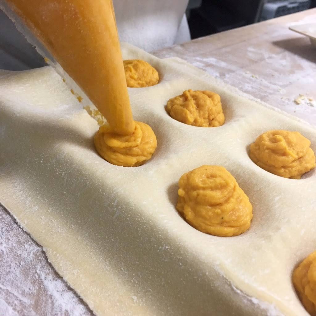 Tavolo Ristorante | restaurant | 1918 Dorchester Ave, Dorchester, MA 02124, USA | 6178221918 OR +1 617-822-1918