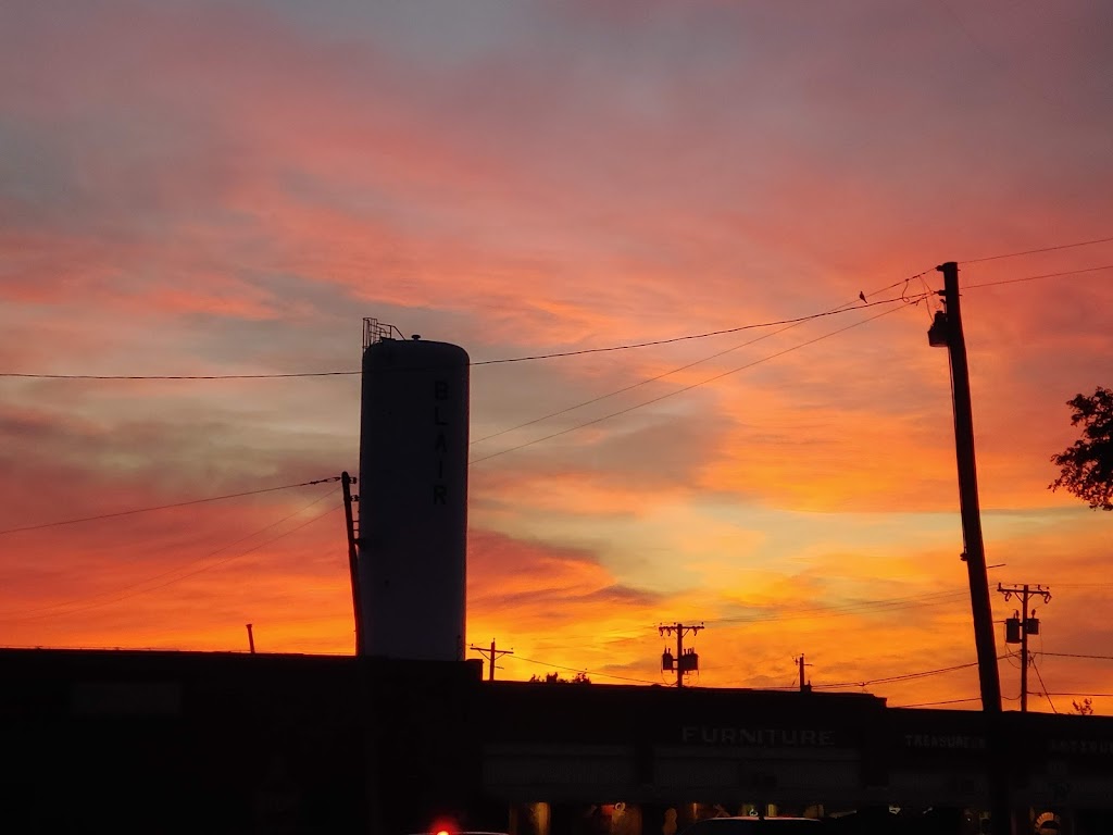 Luigis Pizzeria | restaurant | 118 E W Main St, Blair, OK 73526, USA | 5805639380 OR +1 580-563-9380