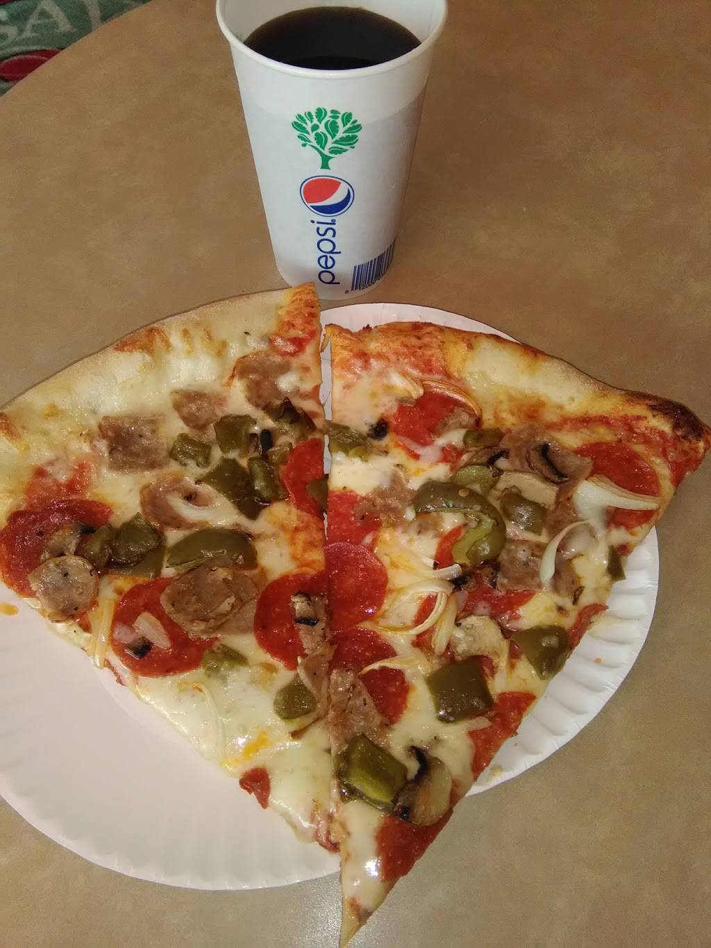 Savonas Plaza Pizza | restaurant | 340 Plaza Rd, Kingston, NY 12401, USA | 8453314451 OR +1 845-331-4451