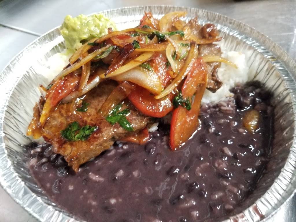 Daniels Food Truck | restaurant | 129 Atlantic St, Stamford, CT 06902, USA | 2035708892 OR +1 203-570-8892