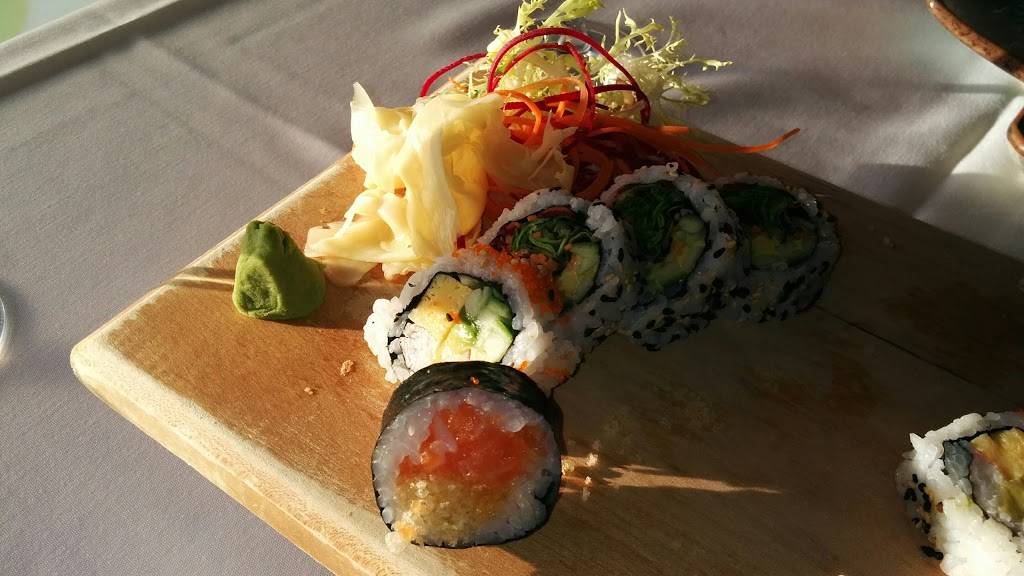 Kingyo Sushi | restaurant | 75 Boulevard des Châteaux #116, Blainville, QC J7B 2A4, Canada | 4504200731 OR +1 450-420-0731