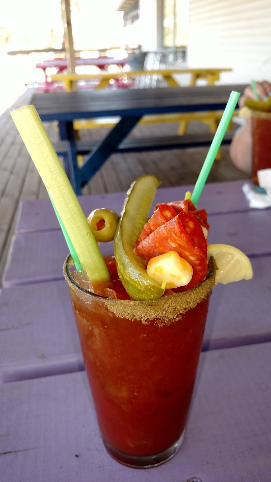 Boondocks Food & Spirits | restaurant | 1 E Dupont Road, Seneca, IL 61360, USA | 8153571100 OR +1 815-357-1100