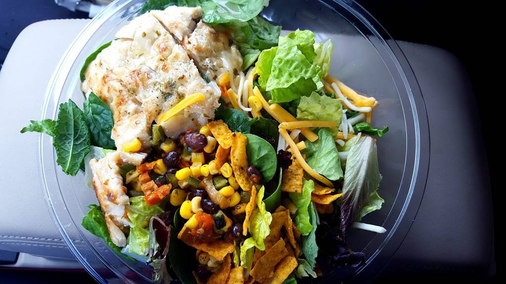 McDonalds | restaurant | 230 State Rte 31, Crystal Lake, IL 60014, USA | 8154552599 OR +1 815-455-2599