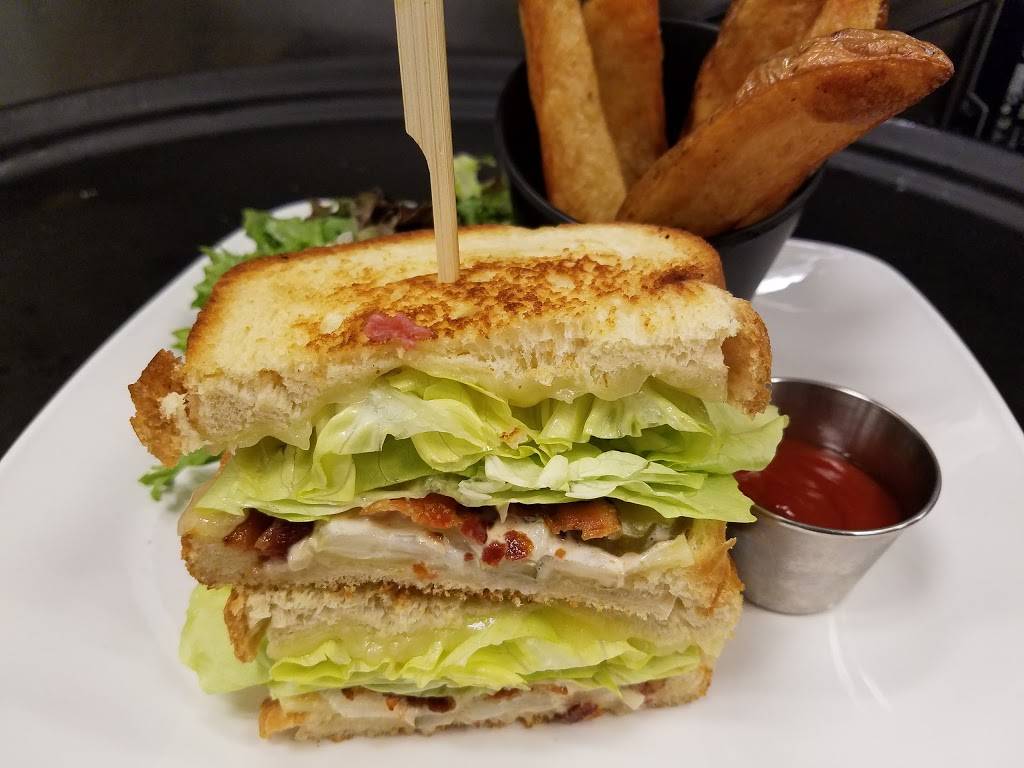 Chelsea Station Restaurant Bar & Lounge | night club | 105 Everett Ave, Chelsea, MA 02150, USA | 6174660754 OR +1 617-466-0754