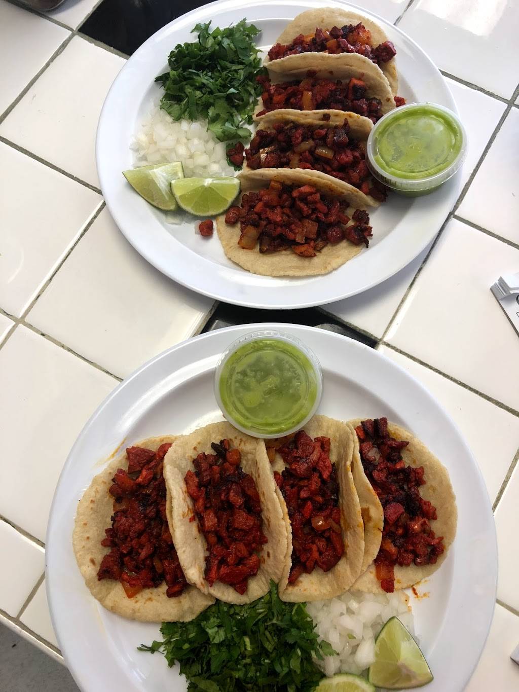 Limon’s Restaurant | restaurant | 1600 W Main St Suite A, Grand Prairie, TX 75050, USA | 2144122140 OR +1 214-412-2140