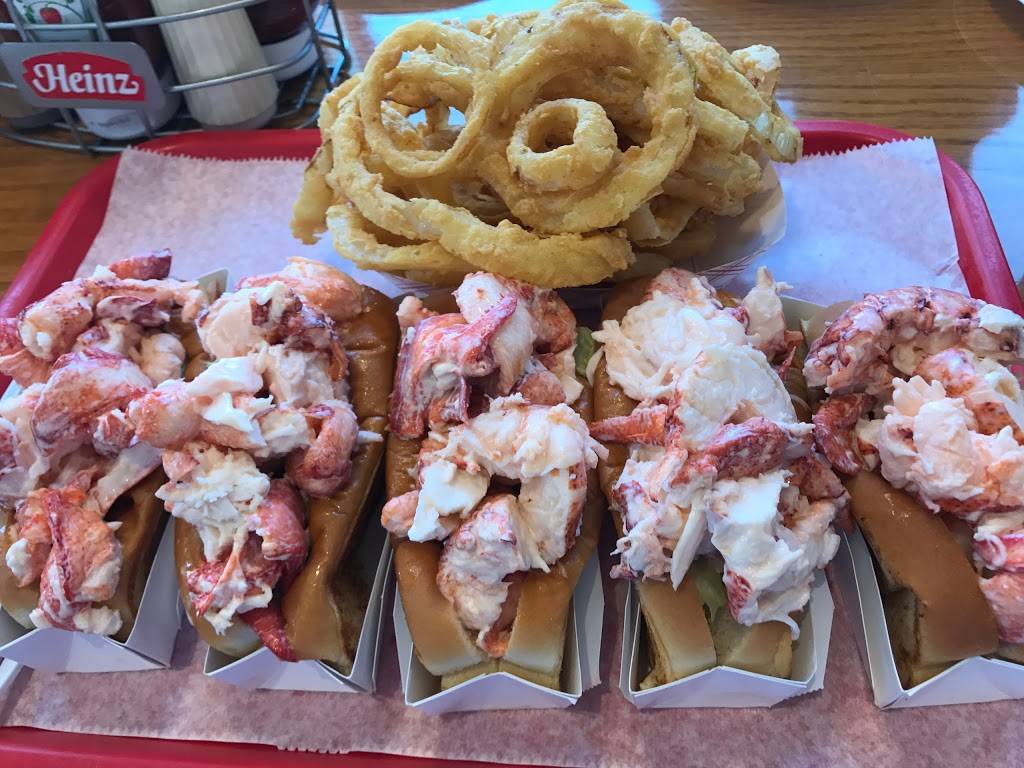 LOBSTER POT | restaurant | 3155 Cranberry Hwy, East Wareham, MA 02538, USA | 5087593876 OR +1 508-759-3876