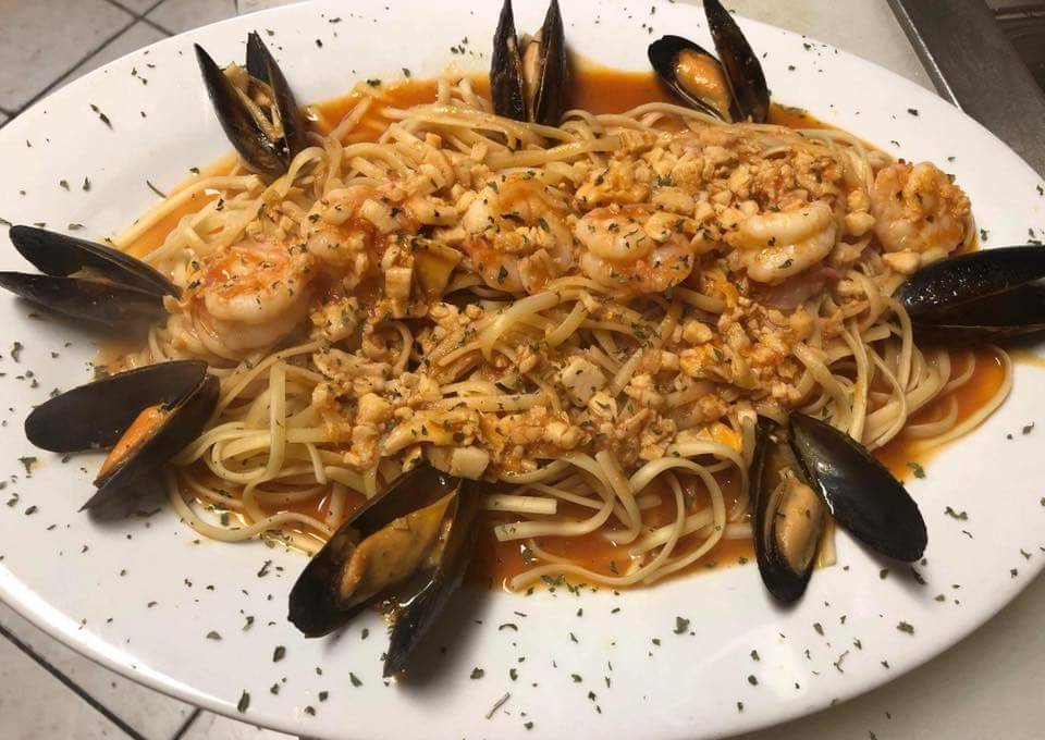 Little Italy Restaurant | restaurant | 11292 Blue Star Hwy, Stony Creek, VA 23882, USA | 4342465858 OR +1 434-246-5858