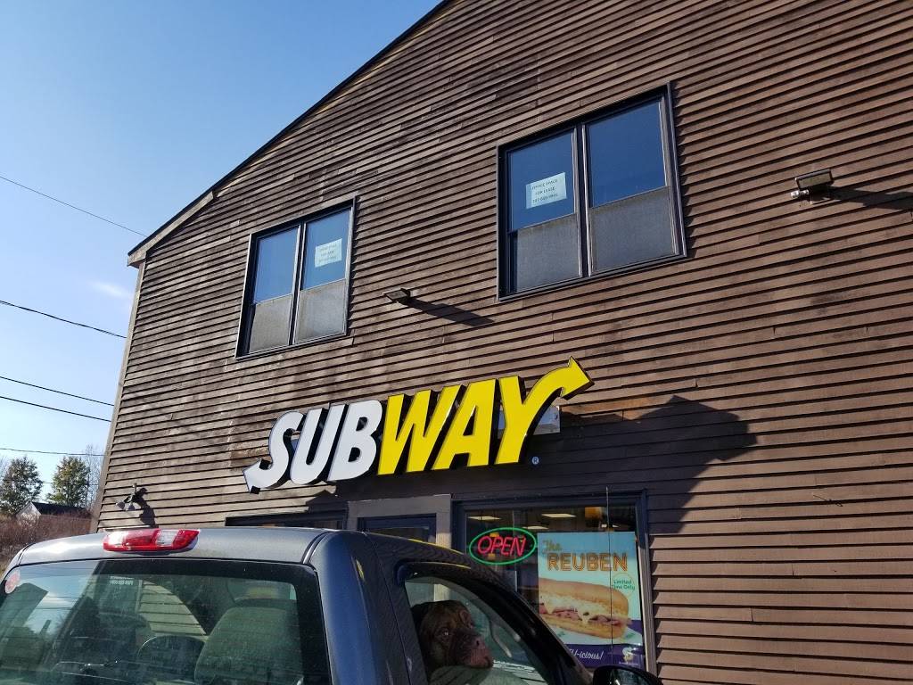 Subway | restaurant | 52 Elm St, Biddeford, ME 04005, USA | 2072829999 OR +1 207-282-9999