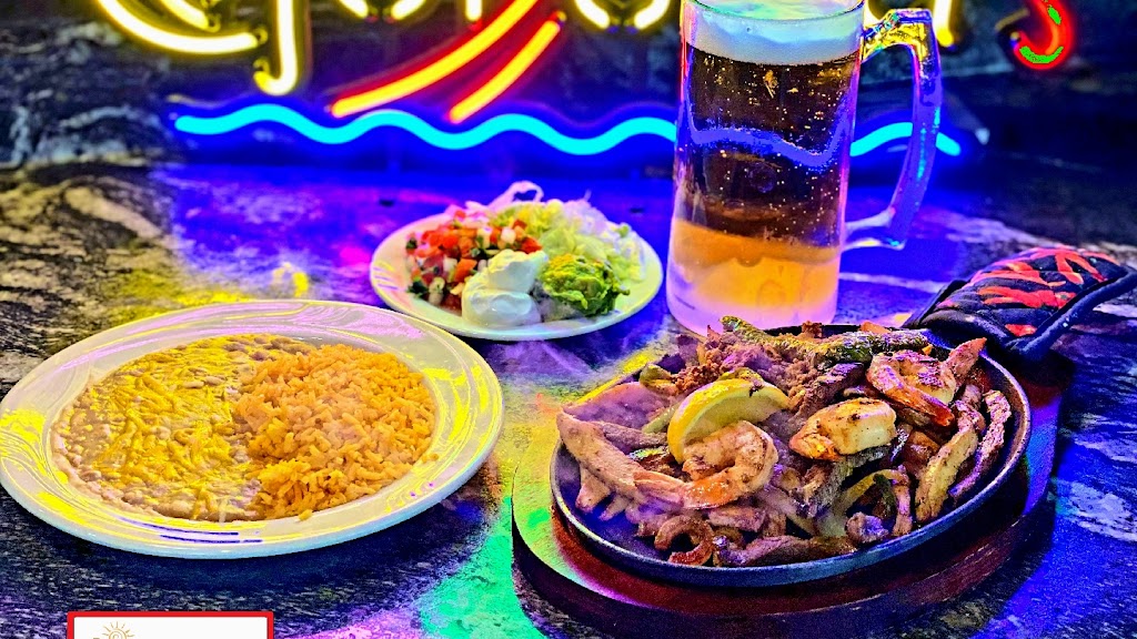 El Poblano Mexican Restaurant and Bar | restaurant | 215 Gage Dr suite A, Hollister, MO 65672, USA | 4175440644 OR +1 417-544-0644