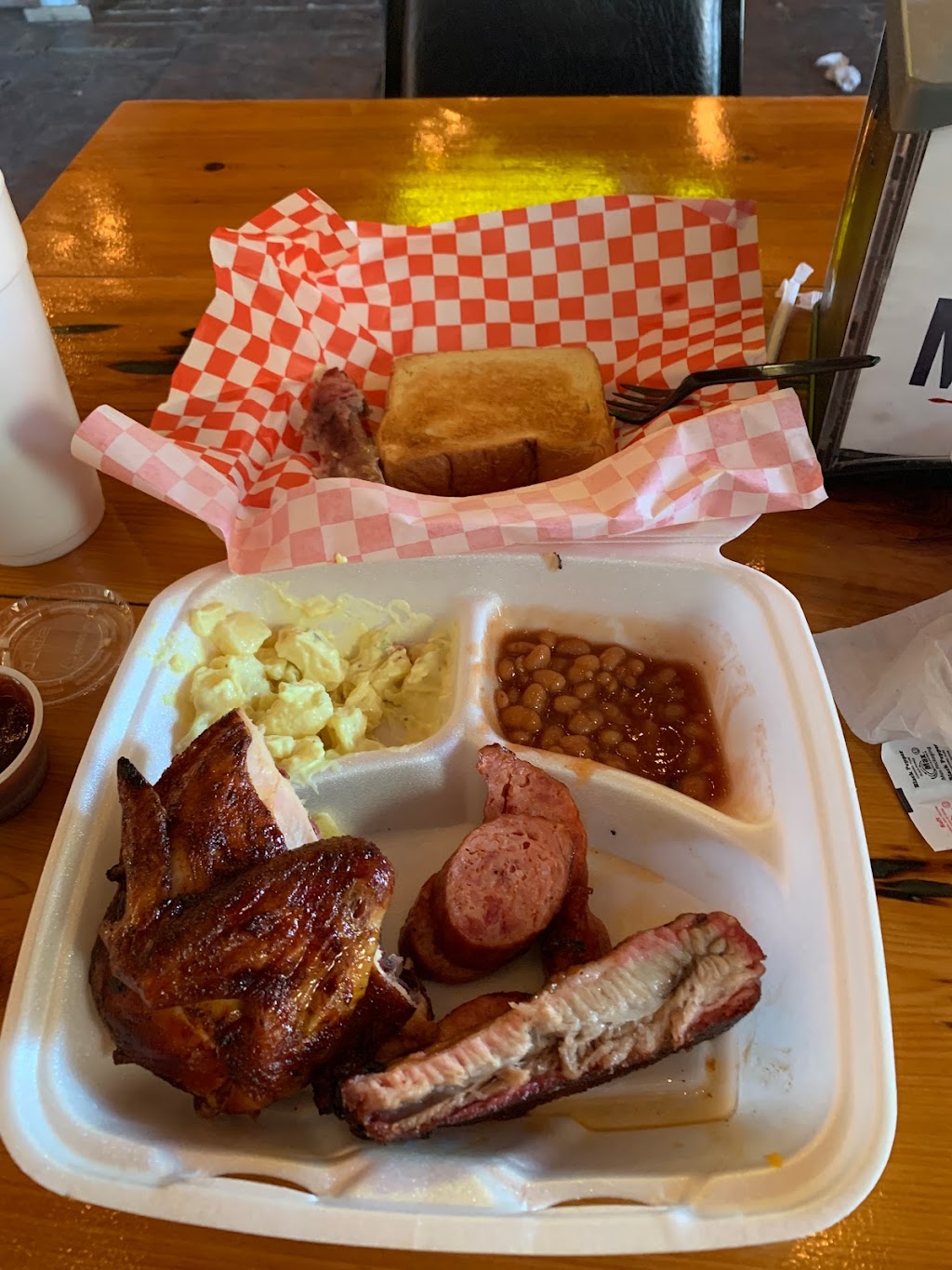 Moos Barn and Grill | restaurant | 5 Government Fleet Rd #3486, Natchez, MS 39120, USA | 7693552442 OR +1 769-355-2442