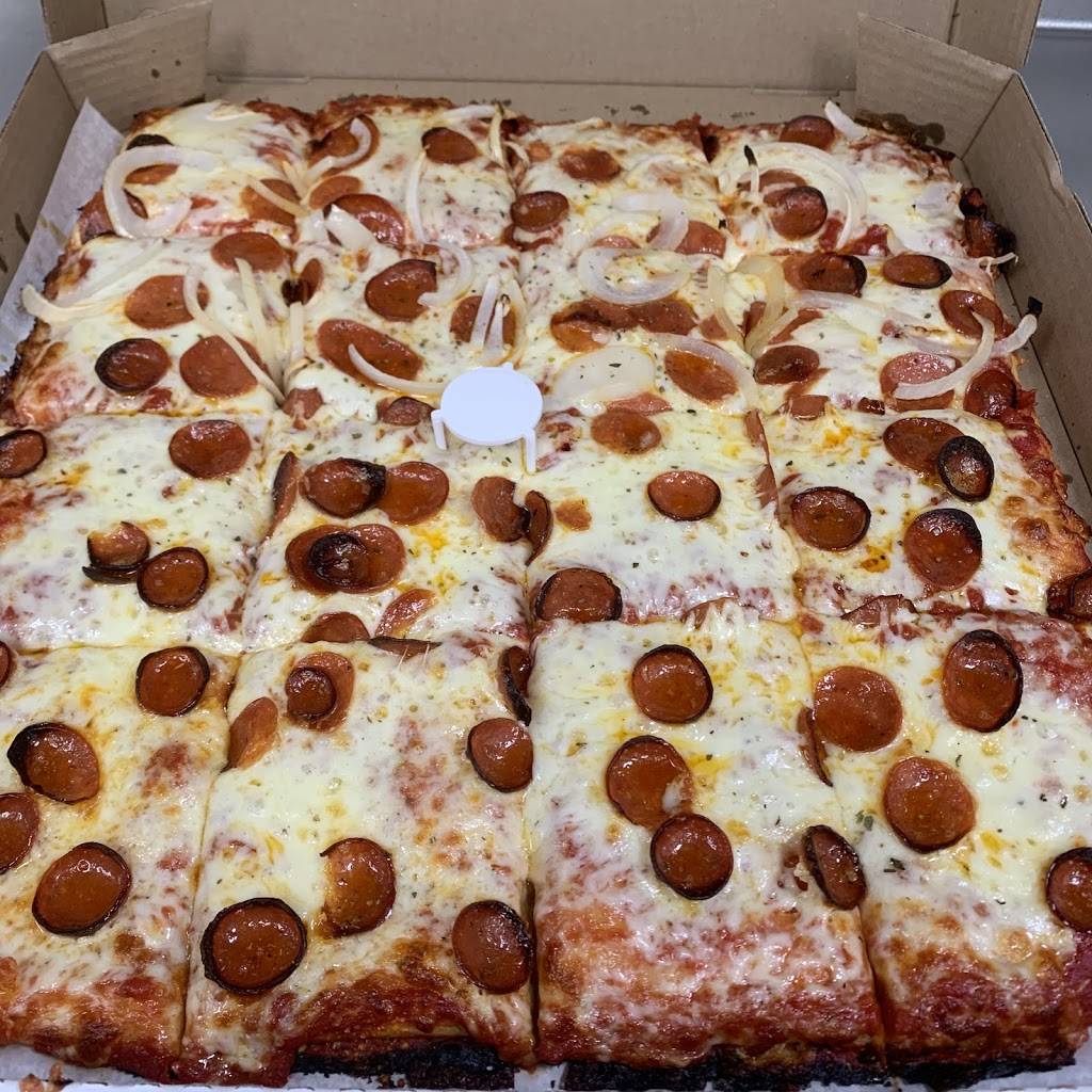 Mattinas Pizzeria | restaurant | 6040 Sheridan Dr, Amherst, NY 14221, USA | 7166265550 OR +1 716-626-5550