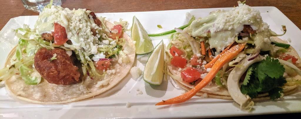 Riverside Clubhouse | restaurant | 2633 Riverside Blvd, Sacramento, CA 95818, USA | 9164489988 OR +1 916-448-9988