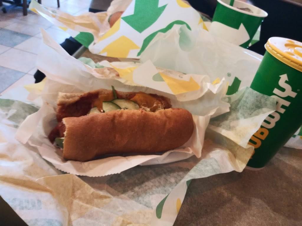Subway Restaurants | restaurant | Lost Creek Village, 1546 E Stacy Rd Suite 150, Allen, TX 75002, USA | 2143839202 OR +1 214-383-9202