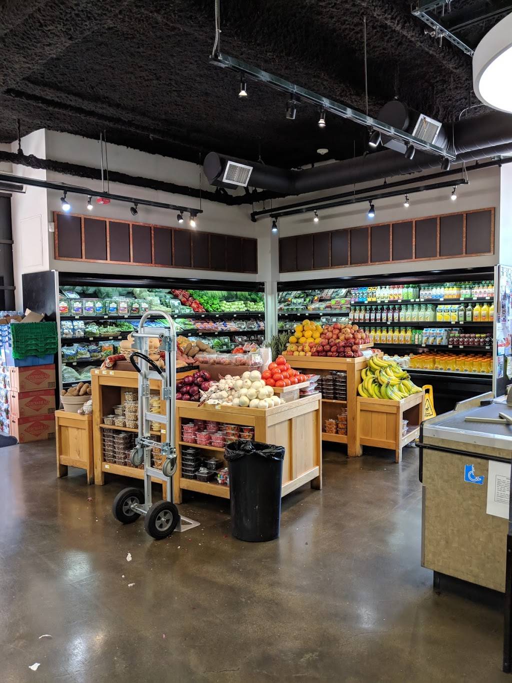 Yummy.com | restaurant | 6020 S Seabluff Dr, Playa Vista, CA 90094, USA | 3108629790 OR +1 310-862-9790