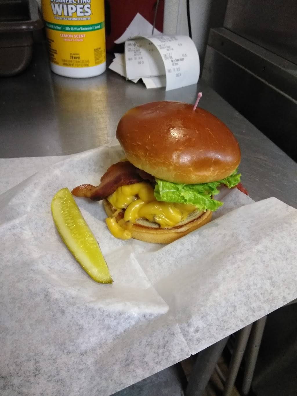 Tin Can East Lansing | restaurant | 313 E Grand River Ave, East Lansing, MI 48823, USA | 5173319309 OR +1 517-331-9309